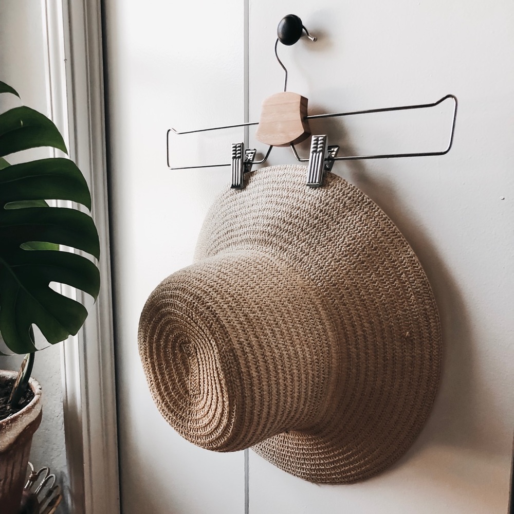 URBAN OUTFITTERS SUN HAT